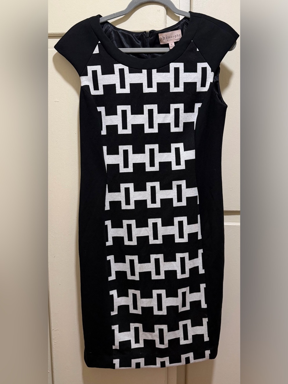 Size 10 Philosophy Black and White Geometric Sheath Dress